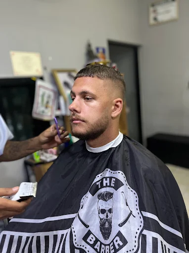 Customer with fresh fade and beard at Undercutz